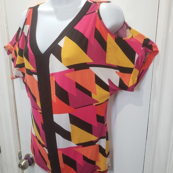 FINAL SALE Worthington® {COLD-SHOULDER DOLMAN TOP} - Picture 5 of 11